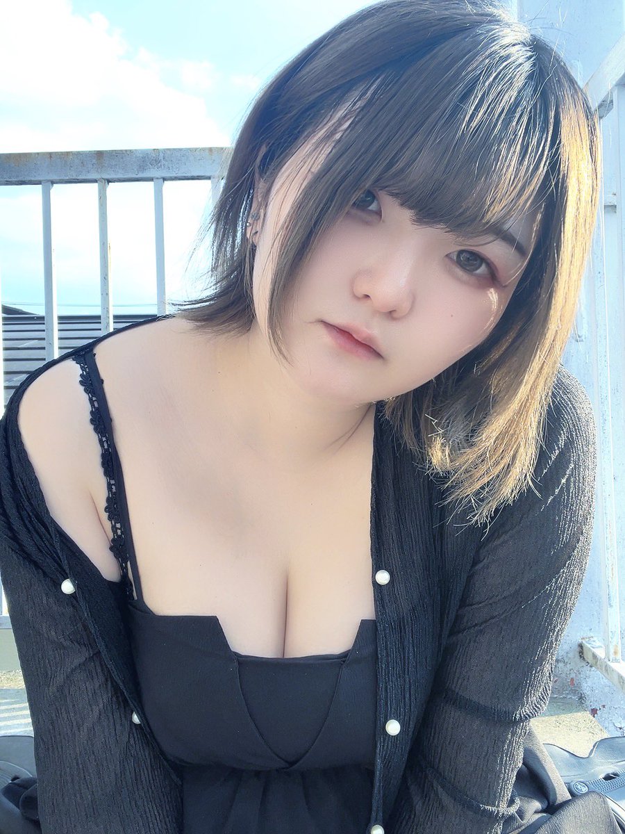 Rug_04's tweet photo. ▶︎•၊၊||၊|။  ◁　❚❚　▷    ↻

こんな毎日が続くの
明日もきっと独りきり https://t.co/cP2X8SV10p