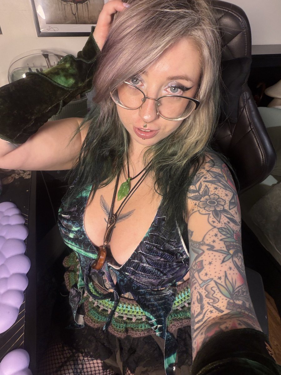 Fern Sparx🌙🥀🖤 Nature Goddess✨️ tweet media