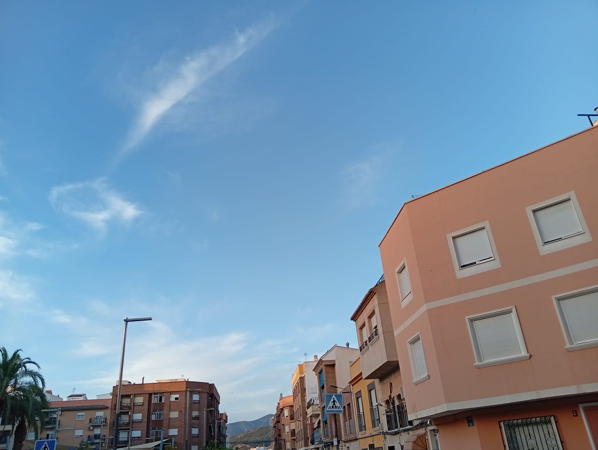 tiempecico's tweet photo. 14-6-2026, 07:00h. #Cieza cielo poco nuboso.
- Temperatura: 17.8 °c
- Humedad: 56 % https://t.co/hCLGuTY7IV
