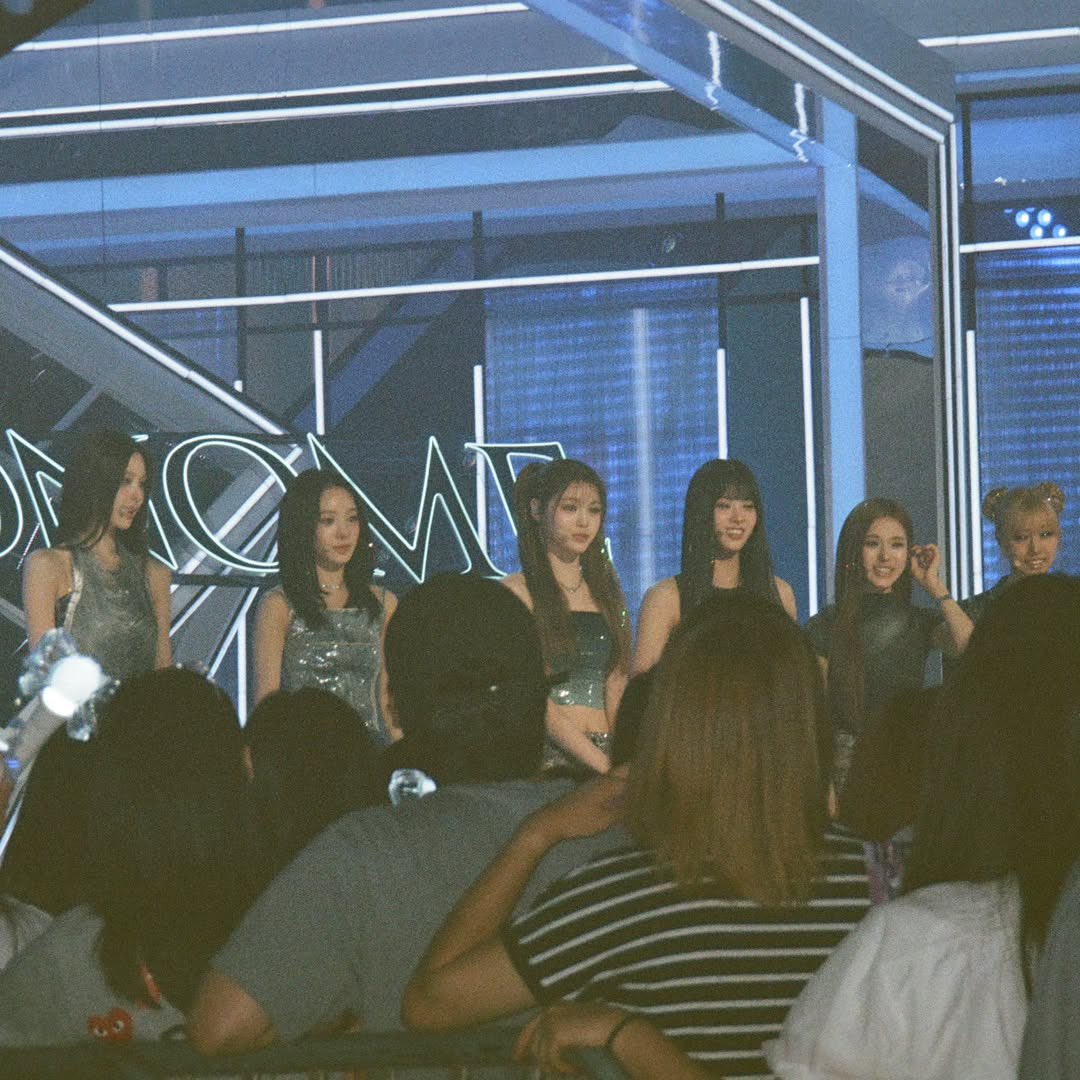 03nazz_'s tweet photo. 음중 감독님 인스타에 이즈나🤍 https://t.co/zcLAKT9iU7