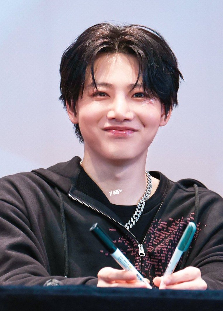 𑙕. ݂.𑁬 tweet media