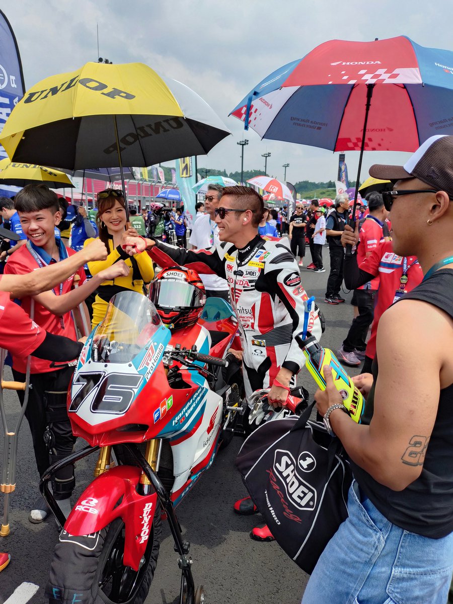 Massa315's tweet photo. 尾野弘樹選手、Race2　1位！
#ARRC
#アジアロードレース選手権 https://t.co/IuNdAhujum