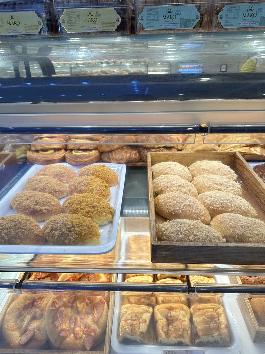 feelimark_'s tweet photo. Roti abon mako jadi sekecil ini 😀☝🏼 https://t.co/QnCSSbpQ4k