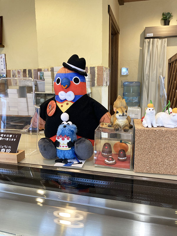 nyaboya's tweet photo. メープル！メープル！
いつもの好きなやつ＋バスクチーズケーキ✨

こじゅまるも元気そうでした。 https://t.co/VYrVvFexeX