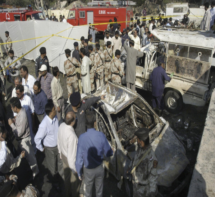 theeblackking56's tweet photo. A true Pakistani does not blow up his own city. A true Muslim does not murder his neighbour.The attackers of 2002 were neither true Pakistanis nor true Muslims — regardless of what they believed about themselves.
#TruePakistani #TrueMuslim #KarachiIsHome https://t.co/SaaSDD8fwm