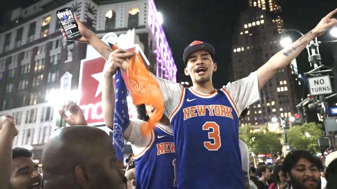 sneako's tweet photo. NYC is the greatest city in the world 🗽 https://t.co/MBk6S3acXF