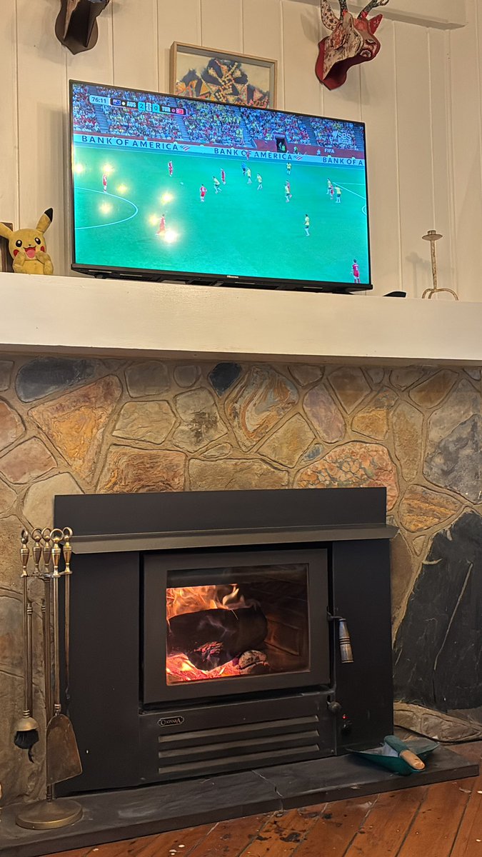 jonstribling's tweet photo. Loving the #socceroos on a cold Melb afternoon https://t.co/7IC9bj5fAK
