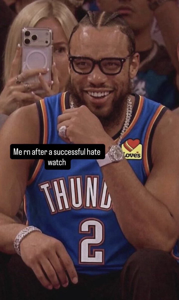 ThunderBora's tweet photo. HAHAHAHAHAHAHAHHAHAAH🤣🤣🤣🤣🤣🤣🤣🤣🤣🤣🤣🤣🤣🤣🤣 #NBA #NewYorkKnicks #NBAFinals https://t.co/RjWi7Uqyke