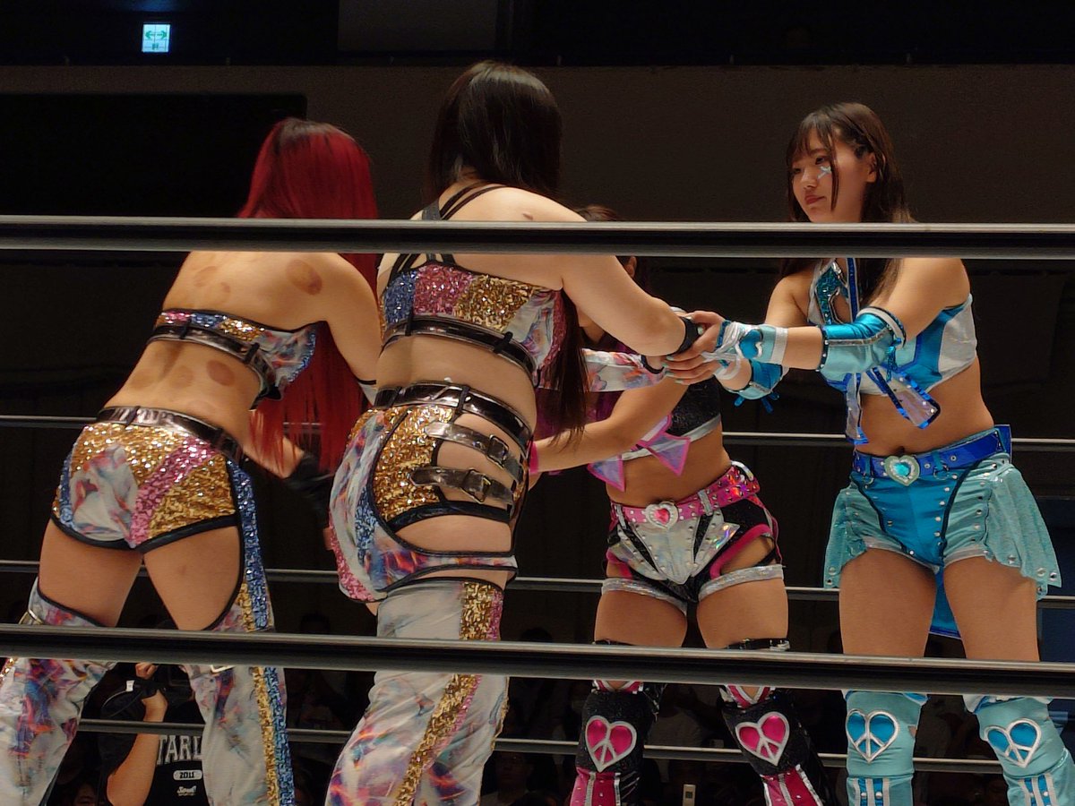 toukon34's tweet photo. ＦＷＣもまだまだ強くなれる。
#STARDOM https://t.co/9p2P4cUhE9