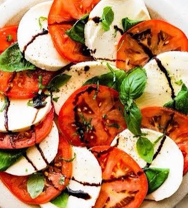 Zoe2P's tweet photo. @moveon_9910 Yes! If  you added fresh mozzarella, olive oil  and basil leaves https://t.co/kI3Mhfk5H1