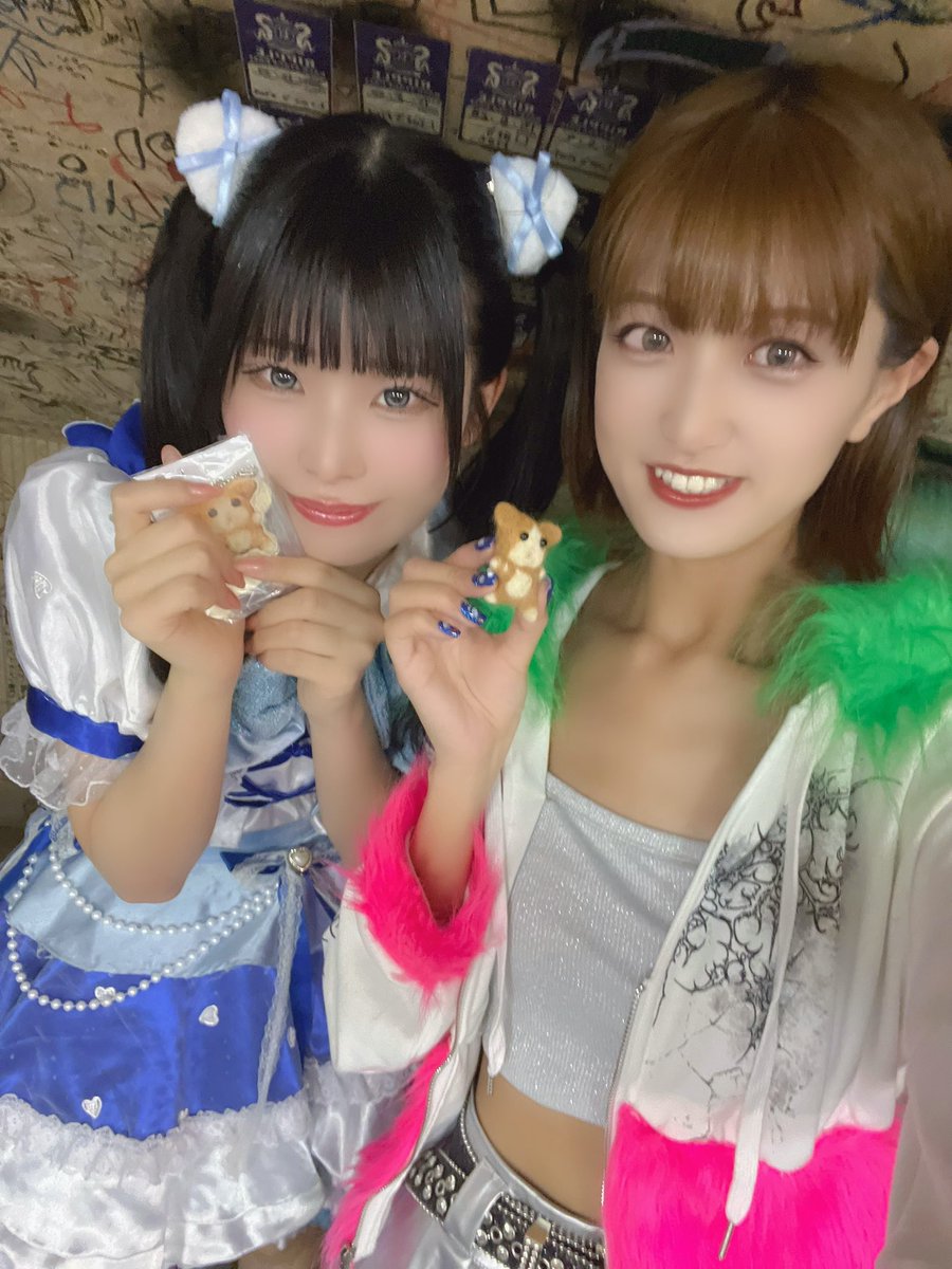 Attimoのほのかちゃん！🩵 しっぽこ丸のアクキーとステッカーをお客