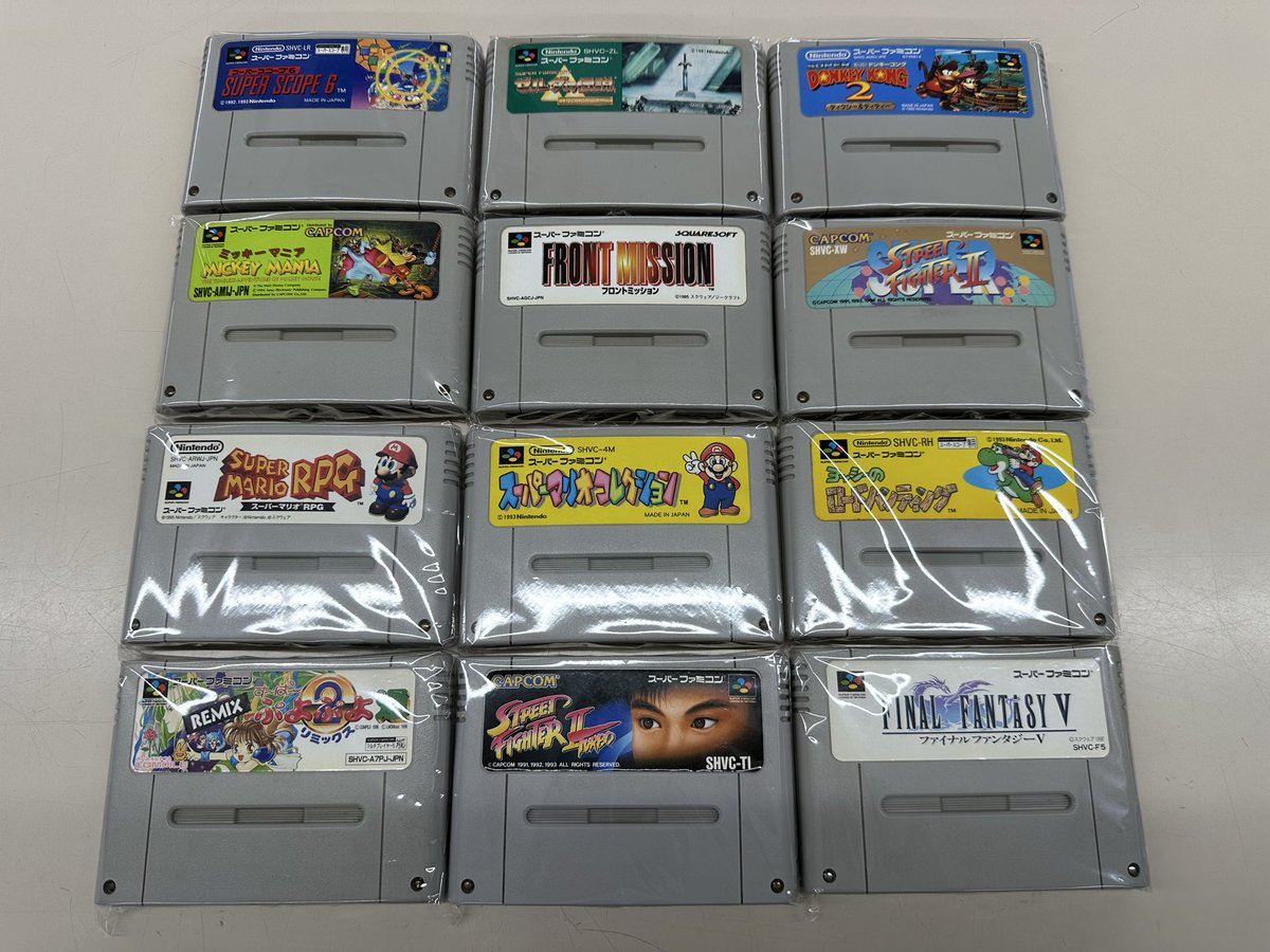 KANIBASE21's tweet photo. スーファミソフト沢山お持ち頂けました‼️😭ありがとうございます😊

既に売り場に陳列済みのものもあります…‼️🤭
レトロソフトも、もちろん買取大歓迎✨🤩
是非ご来店下さいませ🙇‍♀️🙇‍♂️
#ハードオフ #ゲームソフト #スーパーファミコン https://t.co/ZFQV8nYGrB