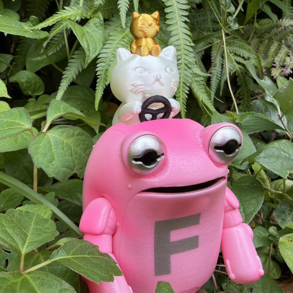 dkcraft_tomo's tweet photo. 石神井公園にあるFluneさんにて抽選に当たったので『フルネ5周年記念ケローネン』を購入してまいりました。
可愛いおまけ付きでした。ありがとうございました

#ケローネン
#Flune https://t.co/DiMSFp0owt