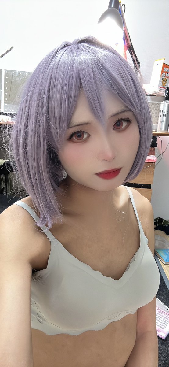 엽첨위 tweet media