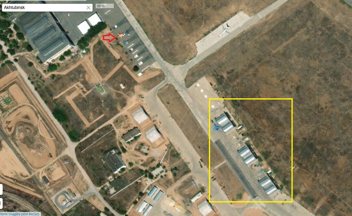 La_souris_DA's tweet photo. [Russie] Base aérienne d'Akhtubinsk
On devine un avion avec un camouflage type algérien. flèche rouge
Dans le carré jaune des hangars
Dans le carré Bleu des hangars 
Les 3 photos vient de satellite ERSI
La 4e prise de plus loin vient de Google Maps plus vieilles pas de hangars https://t.co/uw2xuF46vV