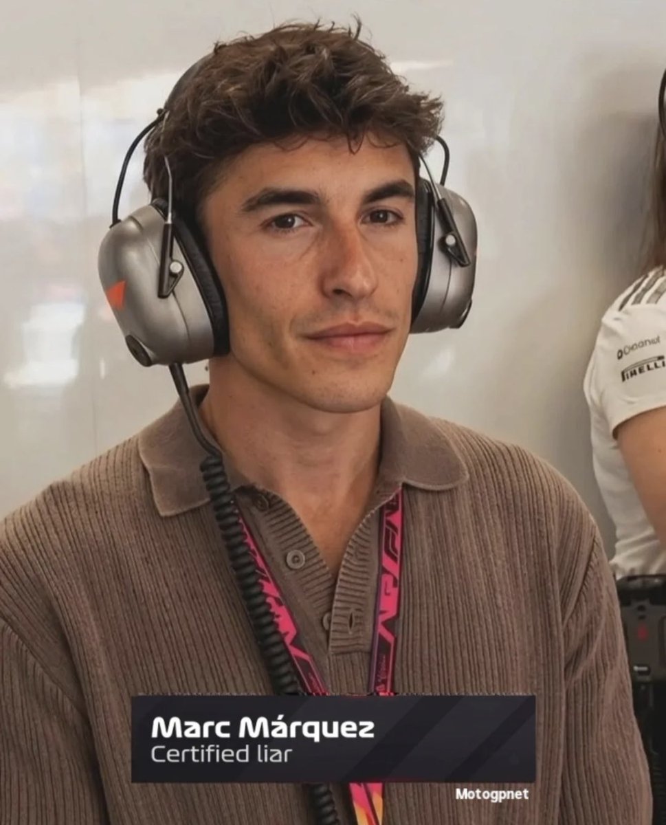 shinesobrights1's tweet photo. credit to motogpnet on ig 😭 https://t.co/XWHD6BwI5S