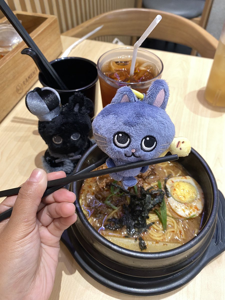 1bbinstar_'s tweet photo. 📍 Ramen 1 ; Lombok Epicentrum Mall
.
잘 먹겠습니다 🍜🍜 https://t.co/5FDVB0VZSB