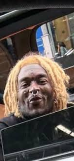 2944x's tweet photo. @SwervryJ @EA2DELUXE Get with the times? bro lmao.. also idc about hearing uzi rap like its 2017. I don't listen to him anymore fr besides the older shit. All his new music sucks + the way he acts is fucking weird. Theres a reason why he fell off and he doesn't sell like he used to.. just saying https://t.co/OPjXSayAxU
