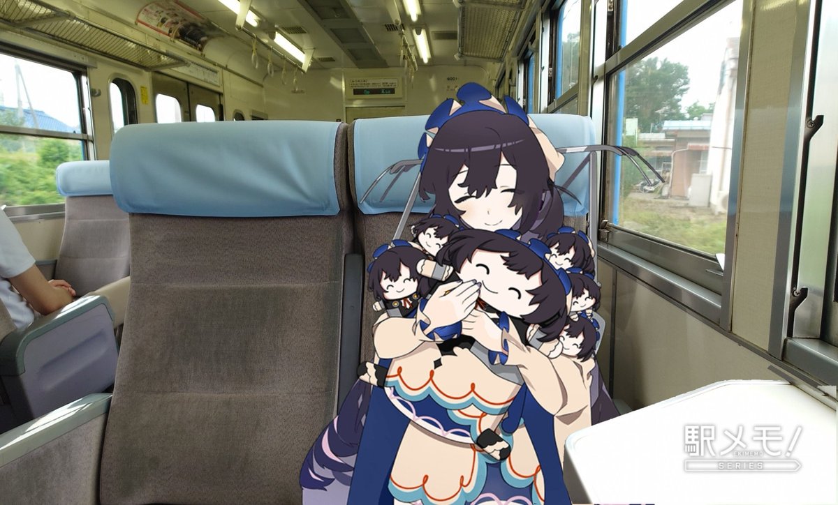 7thhatch's tweet photo. 全席クロスシート化に柔らかい座面、大きなテーブル。凄い改造だった😯。クロスシートと広い窓が少しお姉さんを思い出しますね。 https://t.co/7bPKFkfERQ