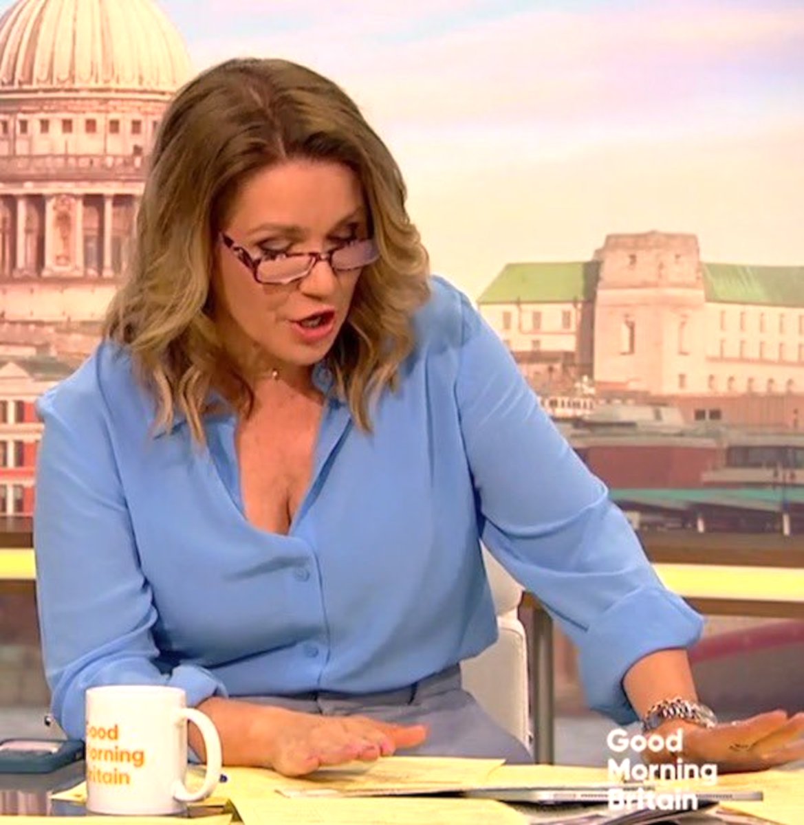 RedandLegs's tweet photo. Susanna Reid https://t.co/GecBcz2Pm4