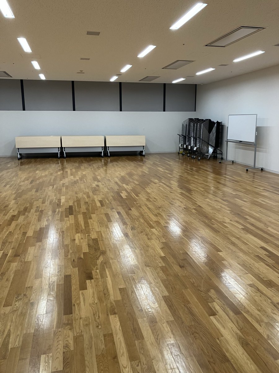 nagacomi2026's tweet photo. ながコミマルシェ撤収しました🙌
たくさんのご来場ありがとうございました😭次回12月6日（日）です⭐️
よろしくお願いします。
 #ながコミマルシェ https://t.co/Gv9LrQcCYM