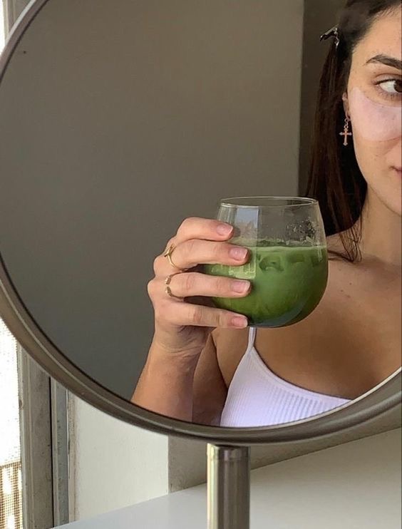 Diorgirlx's tweet photo. healthy skin, healthy girl era ✨🍵 https://t.co/yZXxbtxwBN