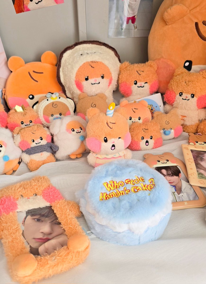 Nevertheless_hb's tweet photo. .˳⁺⁎˚ ꒰ఎ ♡ ໒꒱ ˚⁎⁺˳ .
카페 마지막날로 영업 시간은 11:00 - 18:00 입니다 !
액자 수령하시는 분들은 6시부터 수령 가능합니다🍀
#Lucky_code_613
#Happy_hanBin_Day https://t.co/XTdlNYimZA