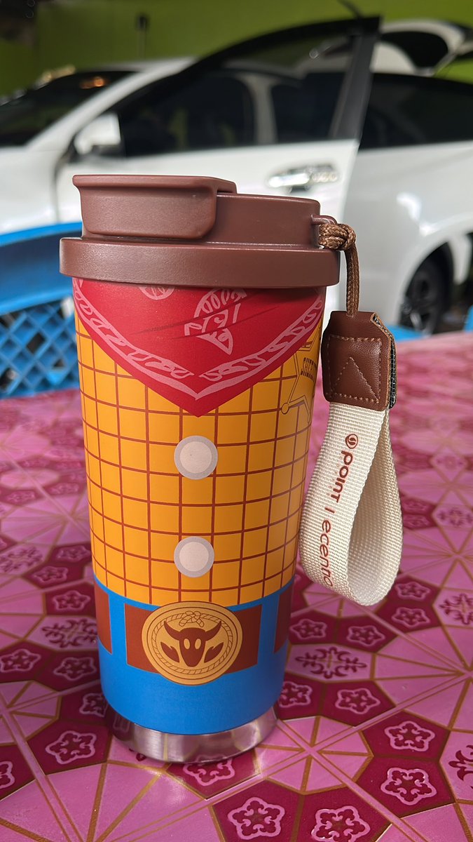 binyundy's tweet photo. Sampai pegawai indomaretnya juga bingung sy dapat dimana. Di point coffee makassar belum banyak yg jual soalnya. https://t.co/oOuyVG09wK