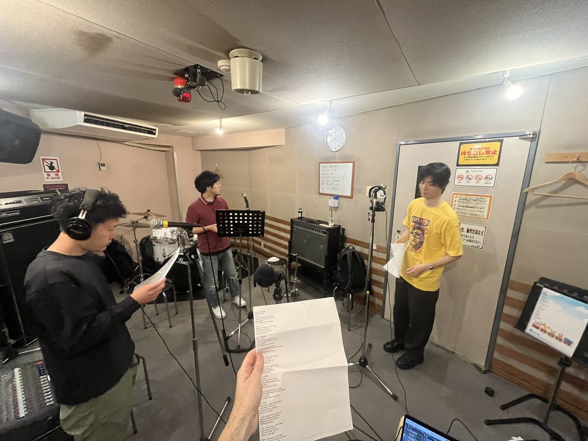 MauriTheCred's tweet photo. 今日コラスのレコーディング！
THE CRED 新EP “Rockdown” 後もう少し！ https://t.co/kXshJxYKNb
