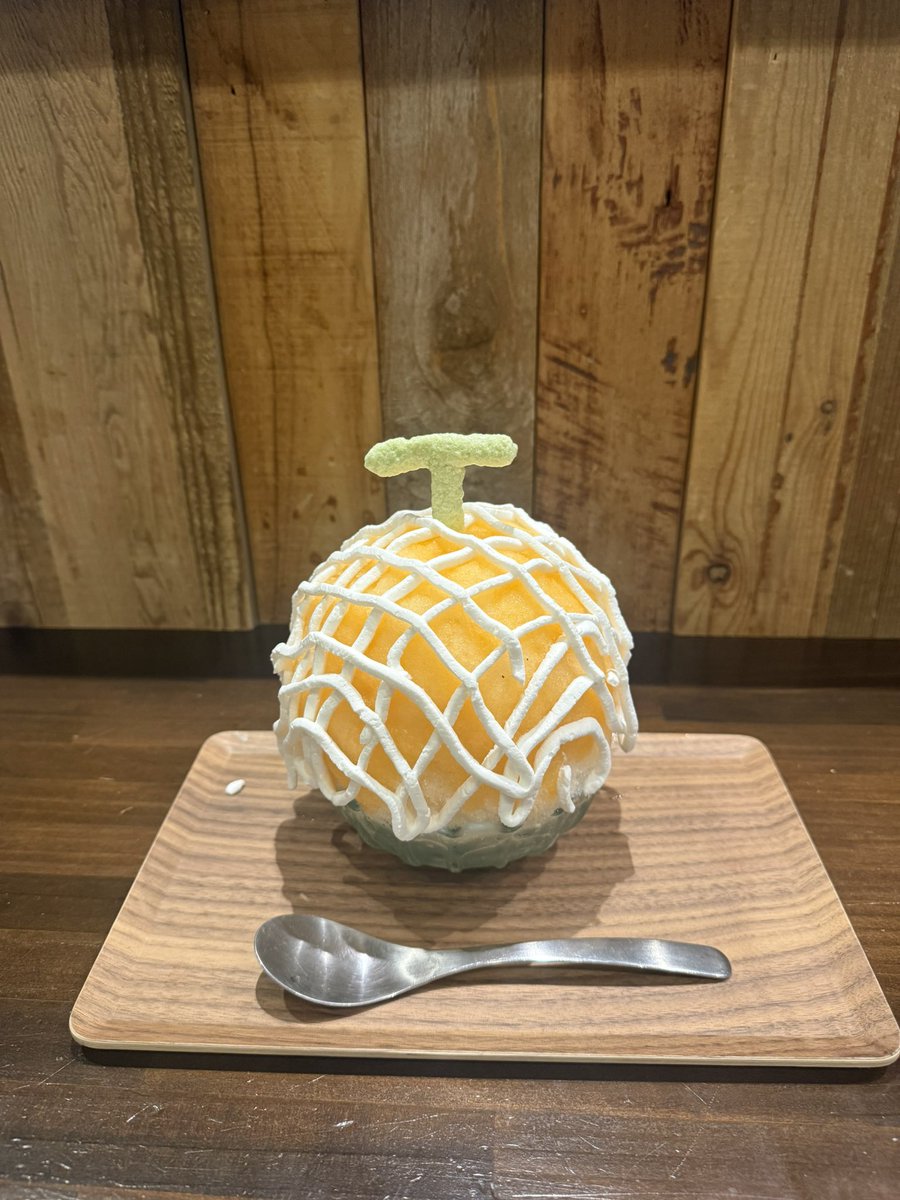 shavedice_32's tweet photo. 氷屋ぴぃす

🍧メロンボール
🍧チョコミント畑

毎年このメロンのかわいいフォルムを見るのが楽しみです🍈チョコミントは美味しいのでリピ https://t.co/leYh27wAmn