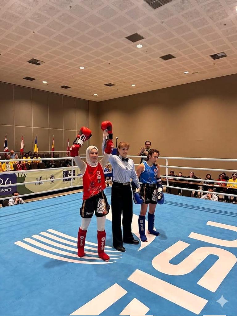 AdilcevazHaber's tweet photo. Bitlis’in Gururu Özlem Melek Korkmaz Dünya Şampiyonu Oldu
 https://t.co/Ucxmx5iDOi

#bitlis #muayntai #box #dunya #sampiyon https://t.co/JN6oIKaG7d