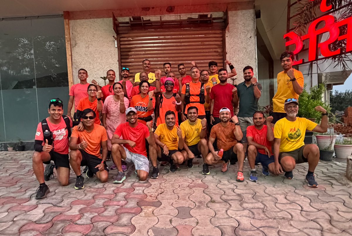 RanchiRRunners's tweet photo. Against the stunning backdrop of #Patratu, #RRR Group Run 51 was more than a #run-it was a celebration of endurance, bonding &amp; the joy of exploring nature on foot. 
Every climb was conquered.
Every turn revealed a new view.
Onward to Run 52. Stay tuned.

 #RanchiRoadRunners https://t.co/vxMAWZCpCl