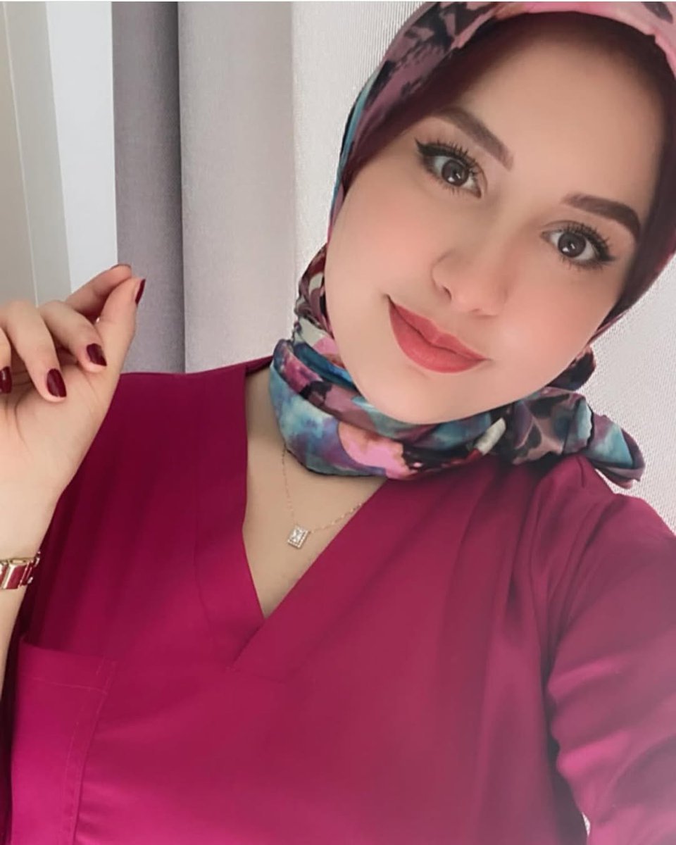 büsra gun tweet media