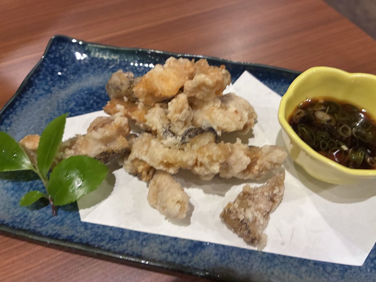 Limetea_cap's tweet photo. うつぼの天ぷら美味かった https://t.co/NFwV0w9Uwo