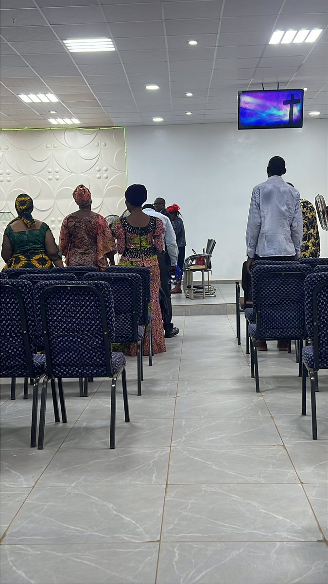 Don_uiux's tweet photo. Make sure you go to church Today.

#prayforNigerianskidnapped https://t.co/0qNaN3xTCL