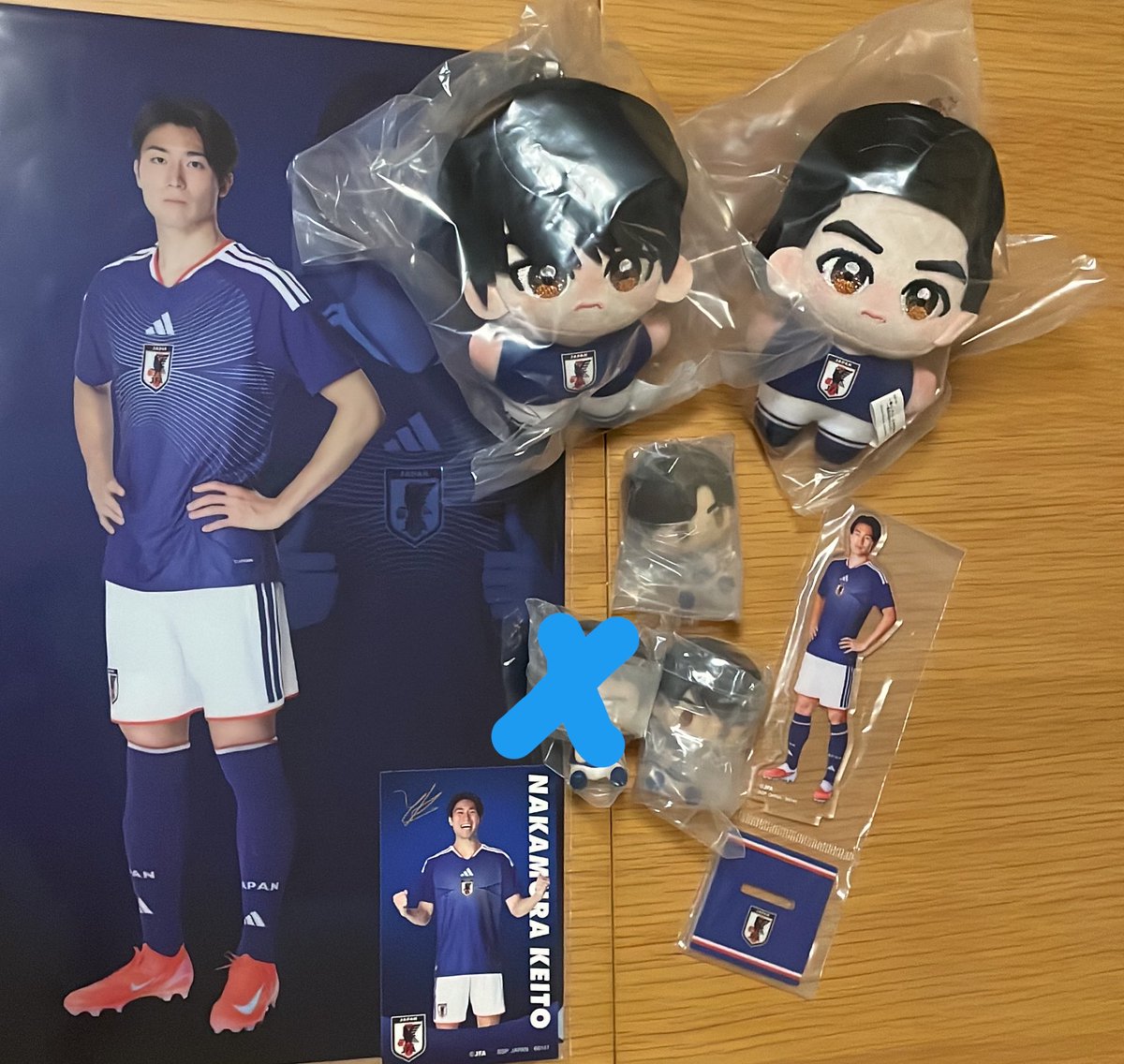 yukaa_ar's tweet photo. サッカー日本代表　一番くじ　交換

【譲】C賞　三笘、南野
　　 D賞　久保、三笘
　　 G賞　上田
　　 H賞　中村

【求】C賞 伊東、G賞 中村

郵送でのお取引希望です📮
C賞伊東は2対1での交換も可能です
お気軽にお声がけ下さい

#SAMURAIBLUE     #サッカー日本代表 #一番くじ https://t.co/cNIIrnrBTQ
