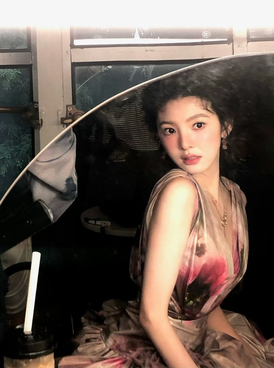 httpsereine's tweet photo. la princessa🩷 https://t.co/9XAeRGu7eV