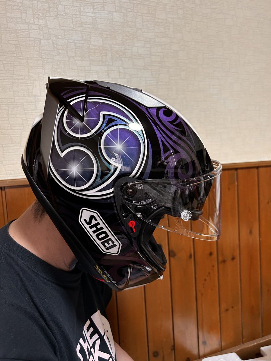 kou_159's tweet photo. 納ヘル🪖！
です！！🤩

#シヨウエイヘルメット
#shoei 
#納ヘル https://t.co/MparehPzIe