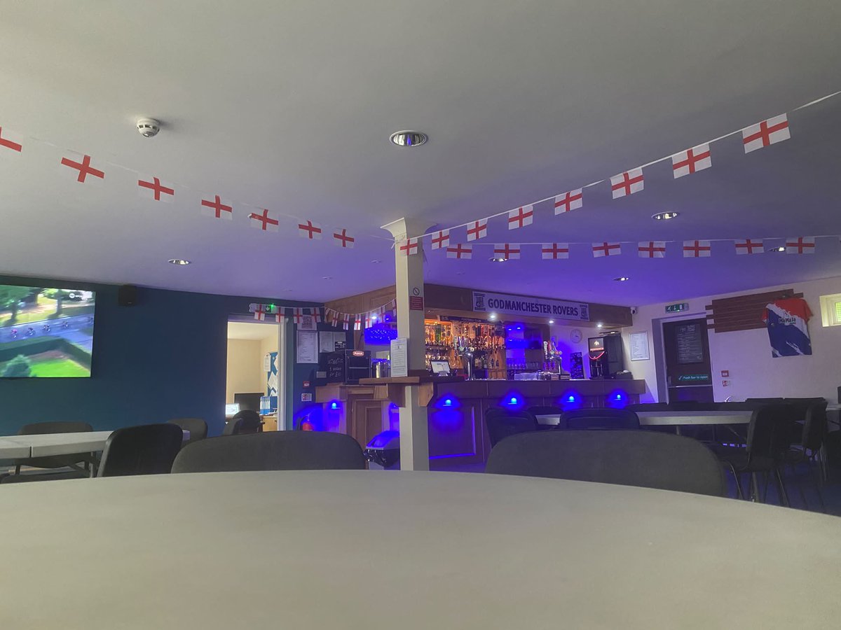 GoddyRoversFc's tweet photo. Weโre all set for Englandโs World Cup opener! Great company, cold drinks, and football on the big screen. Will you join us? ๐ปโฝ๐ด๓ ง๓ ข๓ ฅ๓ ฎ๓ ง๓ ฟ
#ThreeLions #England #WorldCup #ItsComingHome #Football #WatchWithUs #MatchDay #FootballFamily #SupportLocal #GodmanchesterRovers https://t.co/GZH3oYc53A