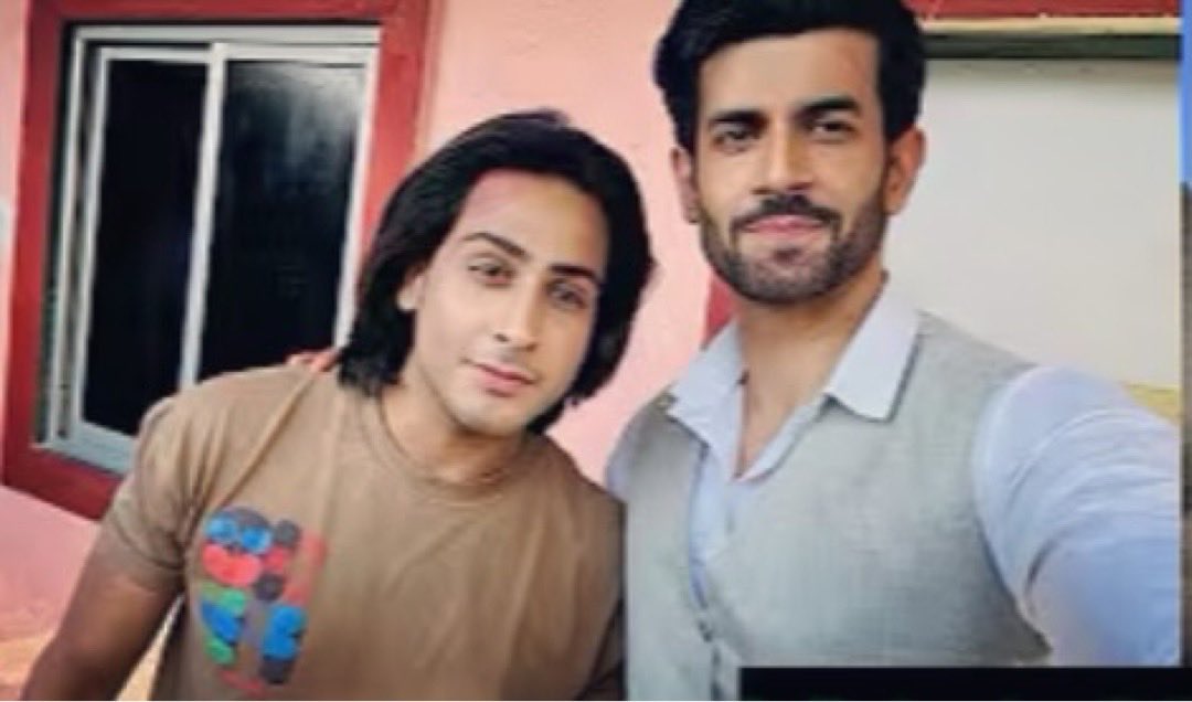 npwebfc09's tweet photo. With Pratham….Naagin7 memories

#namikpaul #naagin #naagin7 #kshitijdholakia https://t.co/AsDCv0eSXS