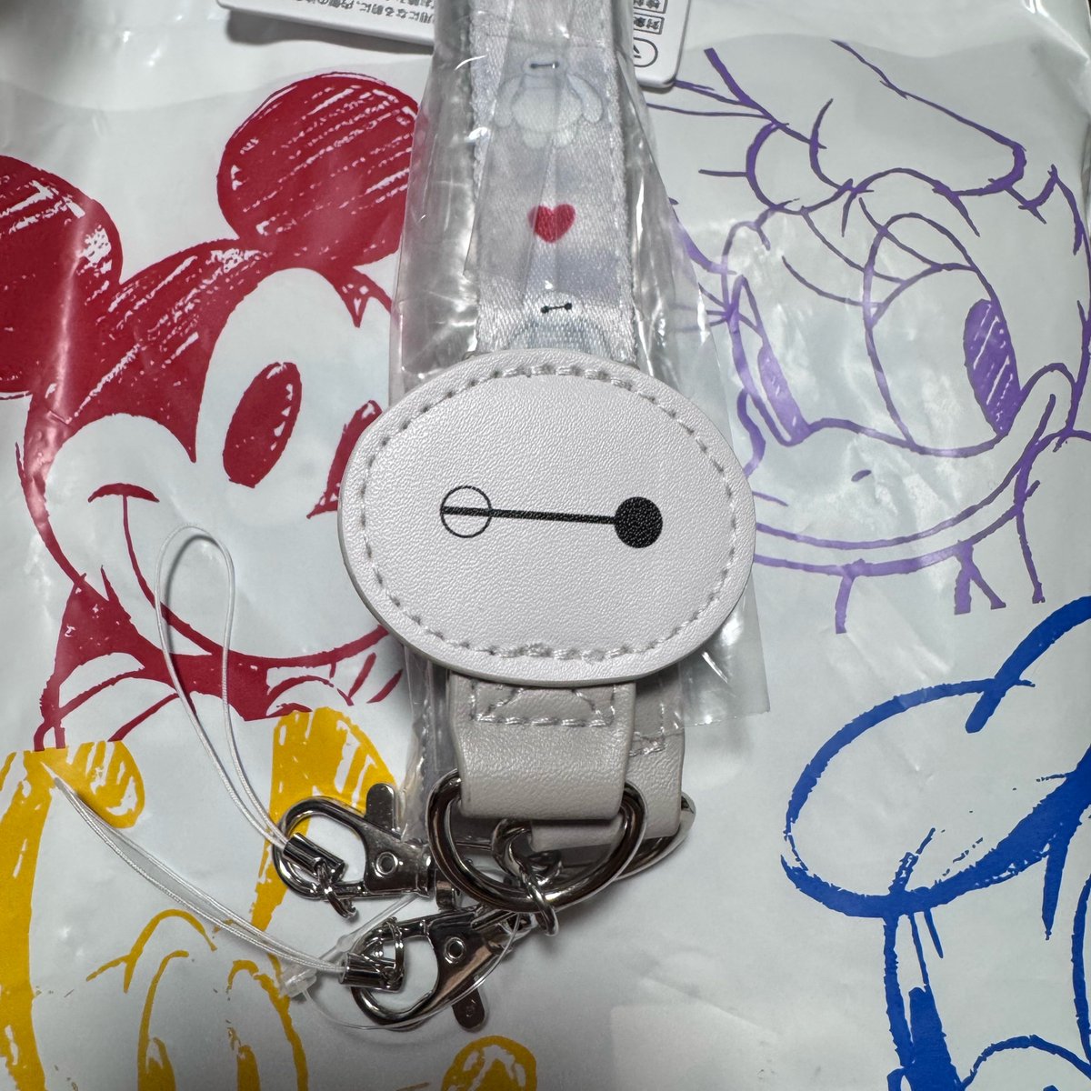 ディズニーストアでベイマックスのマルチストラップを購入 ベイ