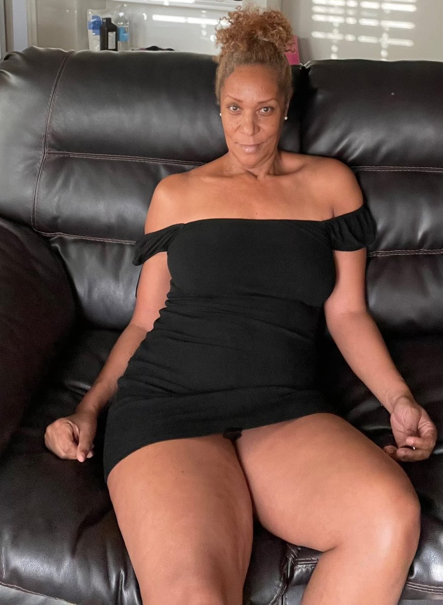 SandraLeahen's tweet photo. Black is beauty 🖤🥰 https://t.co/4cpg92Qt3H