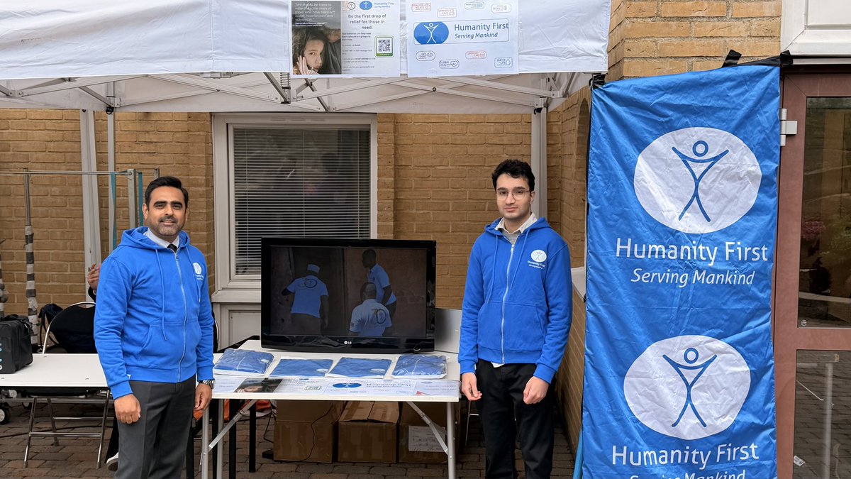 HumanityFirstSE's tweet photo. Höjdpunkter från gårdagen på den nationella sammankomsten (Jalsa Salana Sverige 2026). 🌍❤️

Tack till alla som besökte Humanity First Sveriges monter!

Idag är sista dagen – varmt välkomna att träffa oss i montern.

#HumanityFirst #JalsaSalana2026 #ServingHumanity #Göteborg #GP https://t.co/5SVxzeV5dl