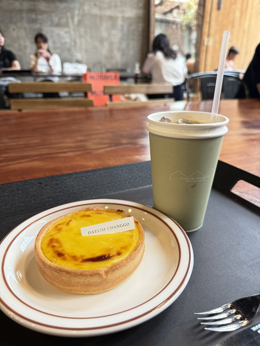 gorohime315's tweet photo. ソンス、明洞楽しんでます🎶明日帰りたくないな🥲🥲 https://t.co/Lpka1GNBdU