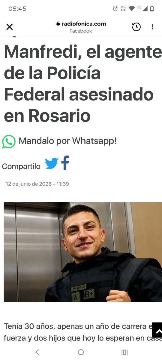 chuenguis's tweet photo. @AleMonteoliva @DFI_Arg Morir por $ 800.000, si no tiene lo que tiene que tener para firmar el 60% de aumento en el básico, renuncie Sra Ministro, #NiUnPoliciaMenos https://t.co/TVZyxo7SuH