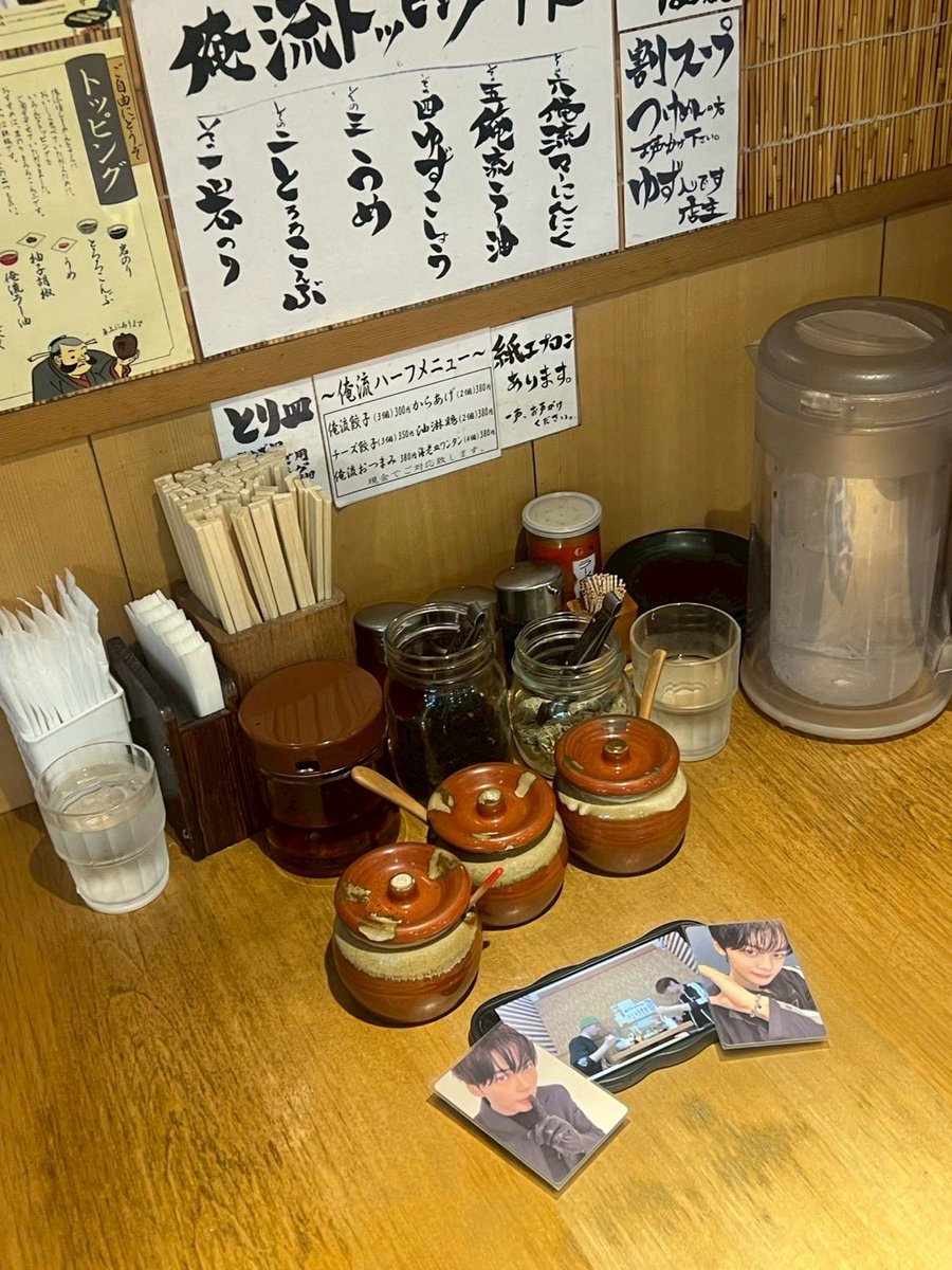kimtr_e's tweet photo. トゥビンズ聖地行ってきた🌟
大食いからしても割と量多かったのに、2人は餃子も食べたみたいで、ものすごく漢を感じた♫ https://t.co/9ZLyjMtyLh