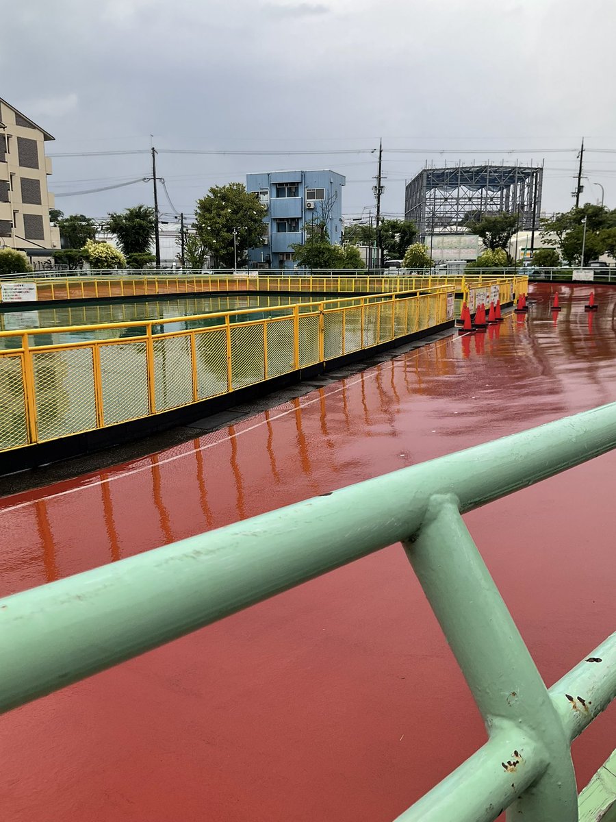 CAT3AMI's tweet photo. 雨・・・
10分しか滑れんかった・・・ https://t.co/zr4EveT4oc
