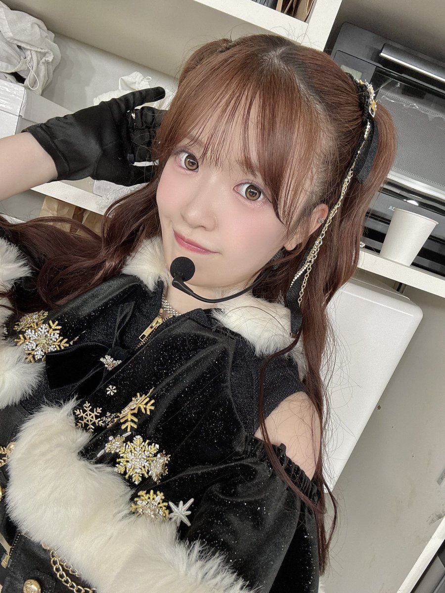muto_orin's tweet photo. #ここからだ公演
お昼も夜もありがとうございました！ 🎤

すごく雰囲気があたたかくて
メンバー同士の絡みもすごく楽しくて
素敵な時間になりました🫶🏻
皆さんにもそう思ってもらえていたら嬉しいな😚

お久しぶりのハーフツインしたよ🐶♡ https://t.co/90ioxTOOyA