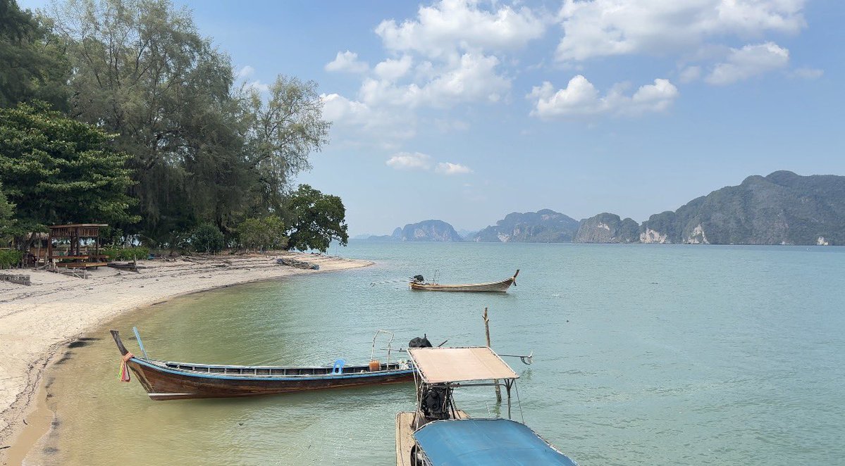 Hi_Thatchanon's tweet photo. ที่นี่ “เกาะหมากน้อย” จังหวัดพังงา https://t.co/hXTgt21dAV