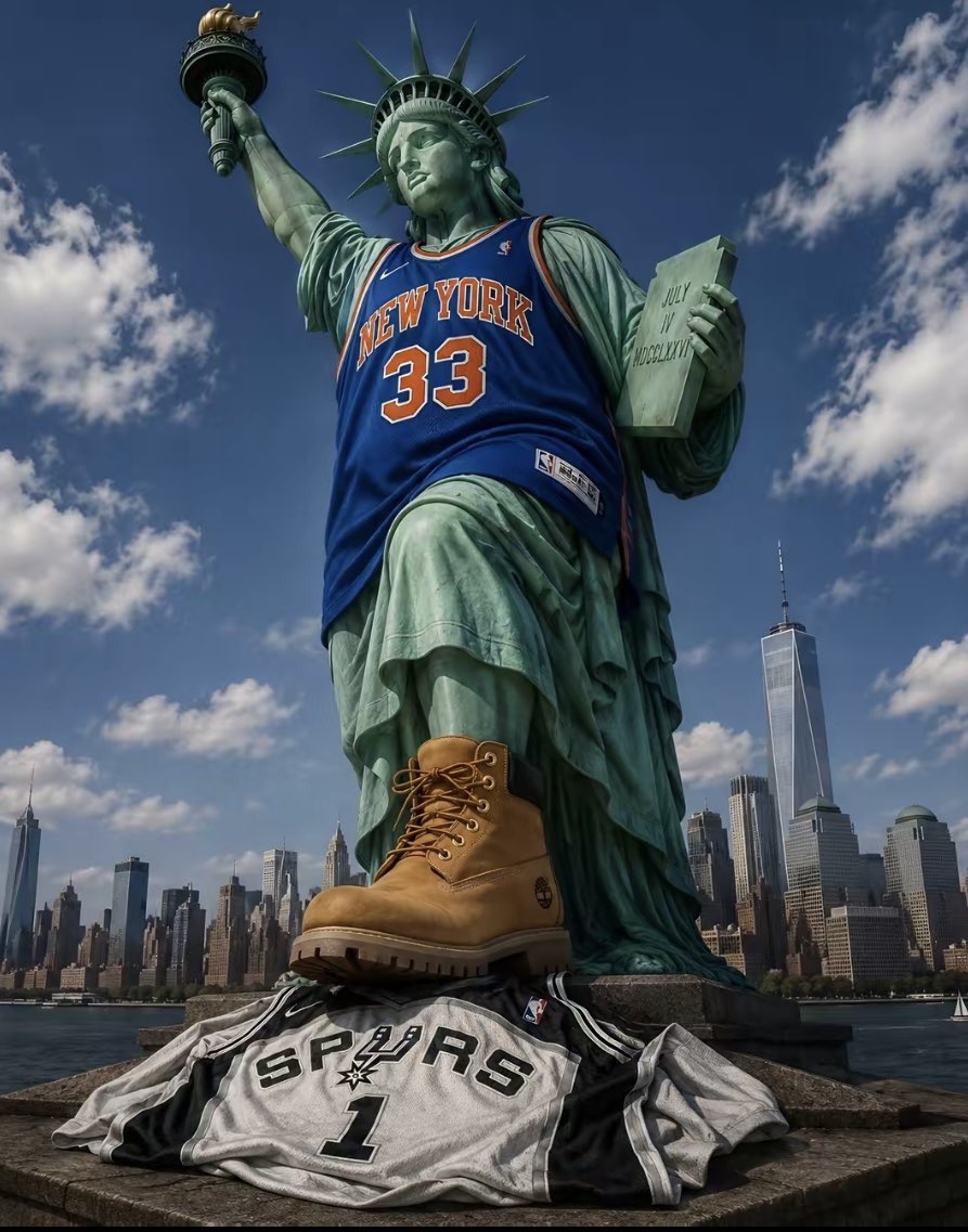 205_chick's tweet photo. Good morning,🌞☕️🥘  #SundayVibes💙🧡💙 #NewYork🍎  #Knicks🟠🔵 https://t.co/5qOCGqOgI0
